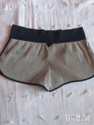 Панталонки, снимка 2 - Къси панталони и бермуди - 37281144