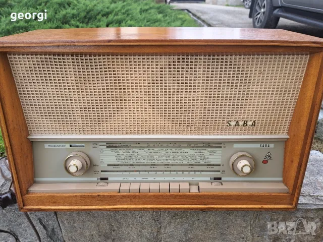 немско лампово радио Saba