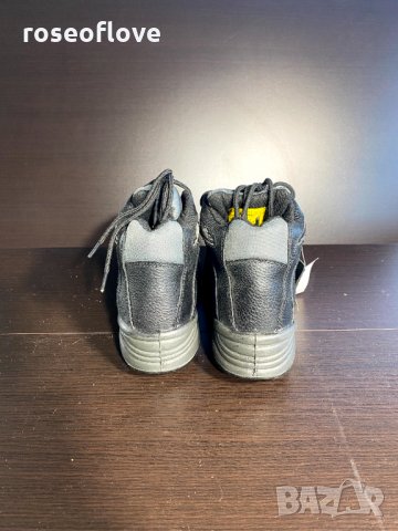 Нови италиански работни обувки KAPRIOL S3 SRC номер 40, снимка 3 - Мъжки ботуши - 30760453