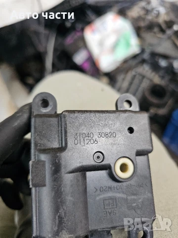 Моторче клапи климатик парно Nissan Primera P12 2.2 DCI 139 конски сили 3T04030820