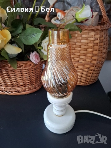 Ретро нощна лампа , снимка 4 - Настолни лампи - 51954822