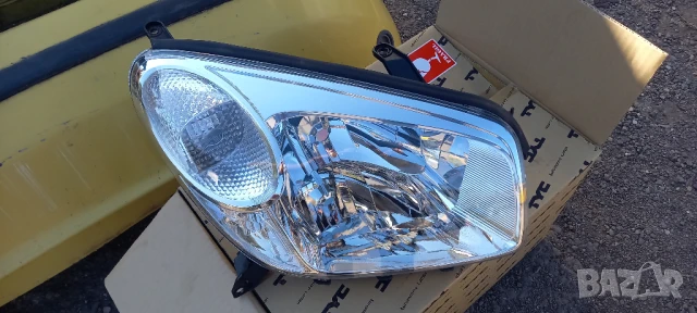 Фарове за Toyota RAV4 II
