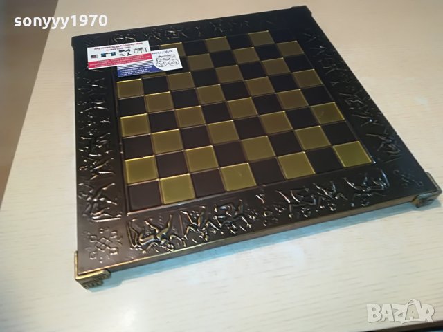 мед/месинг-жестока дъска за шах-внос швеицария 39х39х3см, снимка 3 - Колекции - 29146455