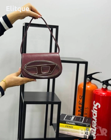 чанти Diesel ➡️20 Cm ⬆️13 Cm , снимка 2 - Чанти - 53360008