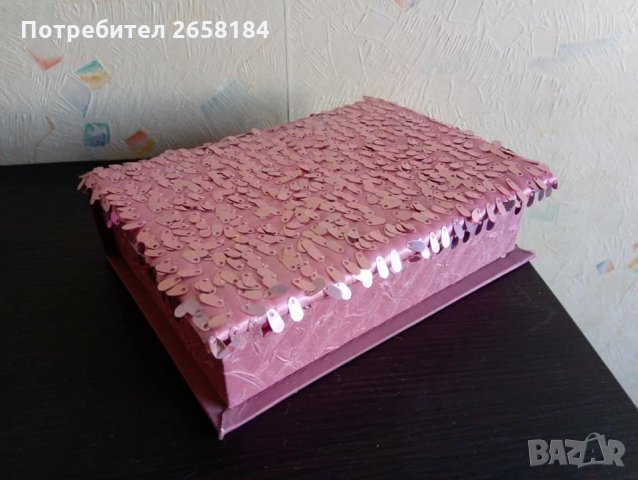 Луксозни кутии за бижута, сатен и пайети, в розово, поотделно, снимка 9 - Подаръци за жени - 31611151