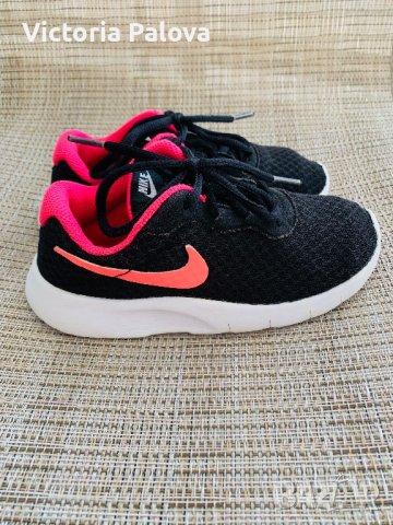Детски маратонки NIKE оригинал, снимка 2 - Детски маратонки - 42516867