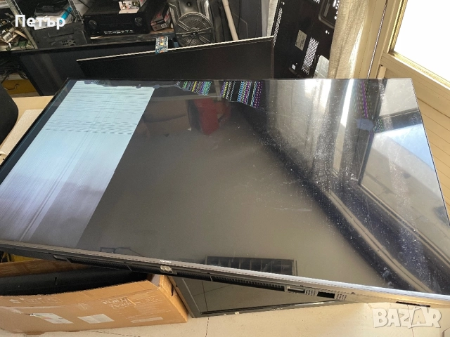 HISENSE 65A7GQ счупена матрица продава се на части