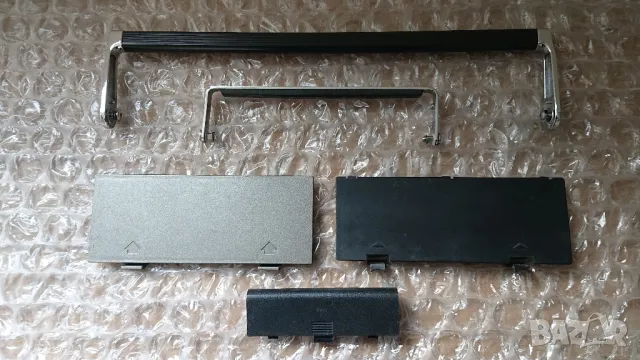 Дръжки и капачета батерии за радиокасетофон, радио, касетофон. 