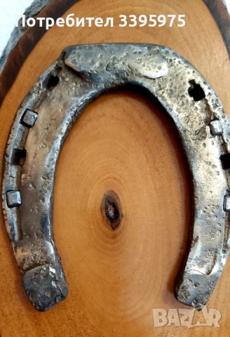 Подкова с часовник на дърво - ръчна изработка, снимка 2 - Стенни часовници - 51678103