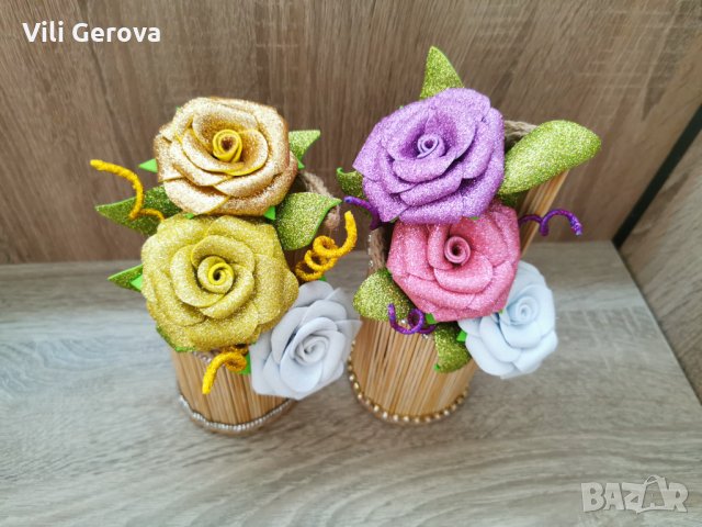 Вазичка с рози, снимка 2 - Изкуствени цветя - 34034149