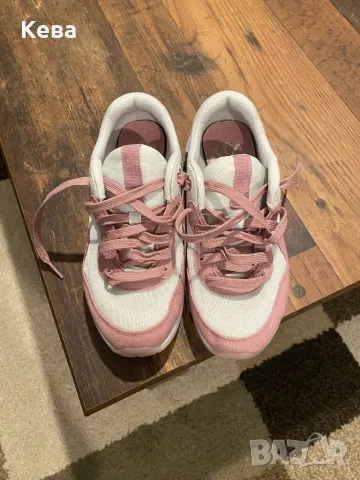 Маратонки, снимка 2 - Детски маратонки - 48217295