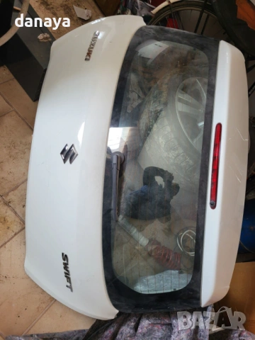 Заден капак за Suzuki Swift (2004) – оригинален детайл със стъкло