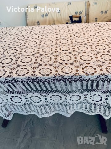 Голяма красива покривка 220см/180см., снимка 15 - Покривки за маси - 37446247