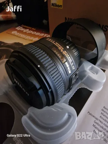 Като нов! Комплект Nikon D3300 на само 1821 кадъра + 2 обектива, статив, чанта и аксесоари., снимка 4 - Фотоапарати - 55754034