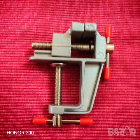 Часовникарско, бижутерско менгеме. 