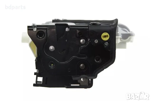 Брава за задна дясна врата VW, Passat B6, Tiguan 5N, Audi A4 A5 Q5 Q7,, снимка 3 - Части - 56142150