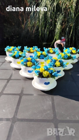 Сладурски Чашки с нежни цветлета в синьо и жълто!!, снимка 10 - Декорация за дома - 53185235