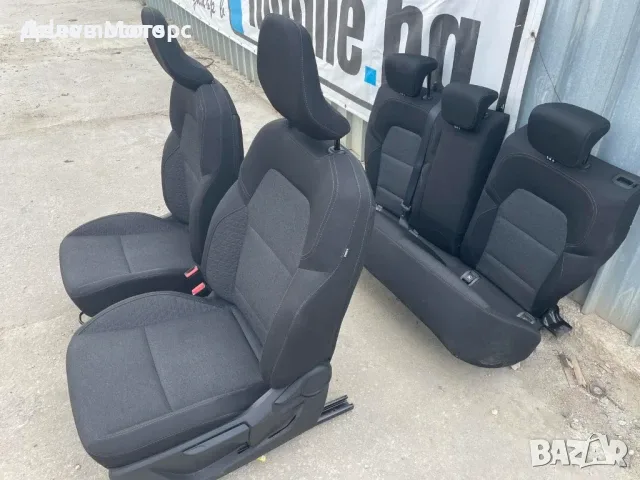Салон, седалки предни и задни от Renault Clio 5 1. 0 TCe, 101 hp, 5sp. , engine H4D450, 77 000 km, снимка 4 - Части - 56234510