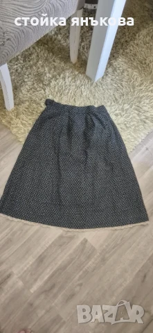 Продавам тъмносиня пола винтидж