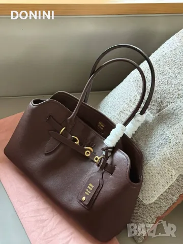Miu Miu Belair Дамска чанта, кожа, снимка 2 - Чанти - 55930703