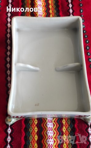 Българска порцеланова кутия , снимка 2 - Антикварни и старинни предмети - 37513635