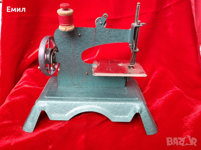 Колекционерска детска шевна машина MA COUSETTE, снимка 5 - Колекции - 44684859
