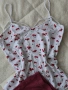 Дамски летен комплект за вкъщи – топ на цветя + бордо къси панталонки, снимка 2