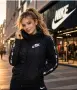 🖤 НОВO ДАМСКO ЯКЕ Nike с бродирано лого – САМО 25 €! 🖤, снимка 3