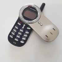 Motorola V70, снимка 4 - Motorola - 44682950