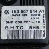 управление на климатроник VW Golf 5- 1K0907044AT, снимка 3 - Части - 44518916