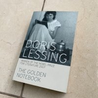 Книга "The Golden Notebook", Doris Lessing, английски език, снимка 1 - Художествена литература - 35262380