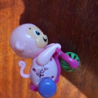 Бебешка играчка маймунка 10 см.розова, снимка 5 - Електрически играчки - 36678936