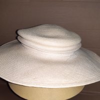Много стара дамска шапка 80- 90 годишна, снимка 4 - Антикварни и старинни предмети - 31436119