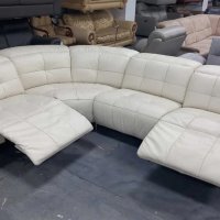 Кремав кожен ъглов диван "Marmount" с електрически релакс механизъм, снимка 2 - Дивани и мека мебел - 40271044