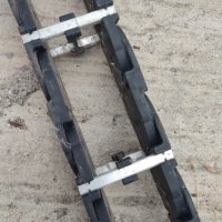 Кабеловодещи вериги, снимка 1 - Резервни части за машини - 36095215