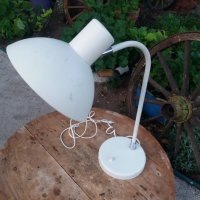 Настолна лампа, снимка 3 - Настолни лампи - 34102818