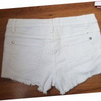 Къси дънки с дантела размер 164, снимка 5 - Детски къси панталони - 37618977