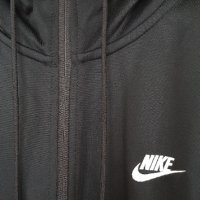 Nike L с качулка, снимка 9 - Спортни дрехи, екипи - 44178378