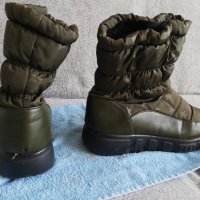 Зимни обувки, снимка 6 - Дамски боти - 38940037