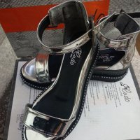 Дамски сребристи сандали, снимка 2 - Сандали - 34287711
