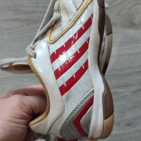 Adidas. Футболни обувки, стоножки. 31, снимка 2 - Футбол - 39971610