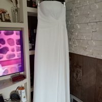 Нова семпла дамска бяла рокля м 85лв, снимка 1 - Рокли - 38185256