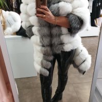 Дамско луксозно палто с Лисица код 155, снимка 1 - Палта, манта - 38300780
