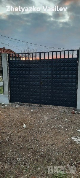 Dvorni vrati, снимка 1