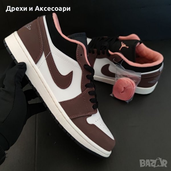 Nike Air Jordan 1 Low Mocha Chocolate Crimson Bliss Brown Размер 43 Номер Обувки Маратонки Нови , снимка 1