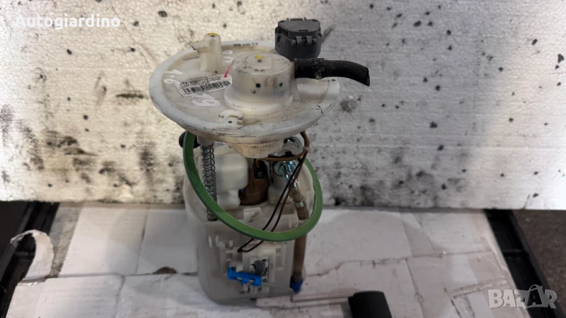 Горивна помпа за Kia Venga - 31110-1K100, снимка 1