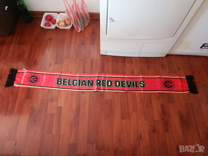 Шал на Червените дяволи BELGIAN RED DEVILS  Манчестър Юнайтед , снимка 1