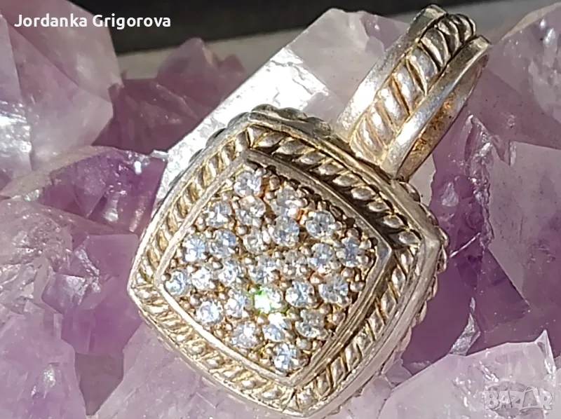 Сребърна висулка с бели естествени камъни, снимка 1