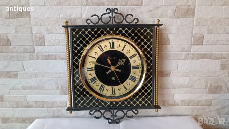 Стар руски стенен часовник - Янтар / Jantar - 1970г., снимка 1