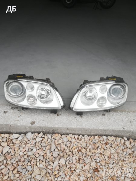 Фар ксенон за Фолксваген Туаран, снимка 1